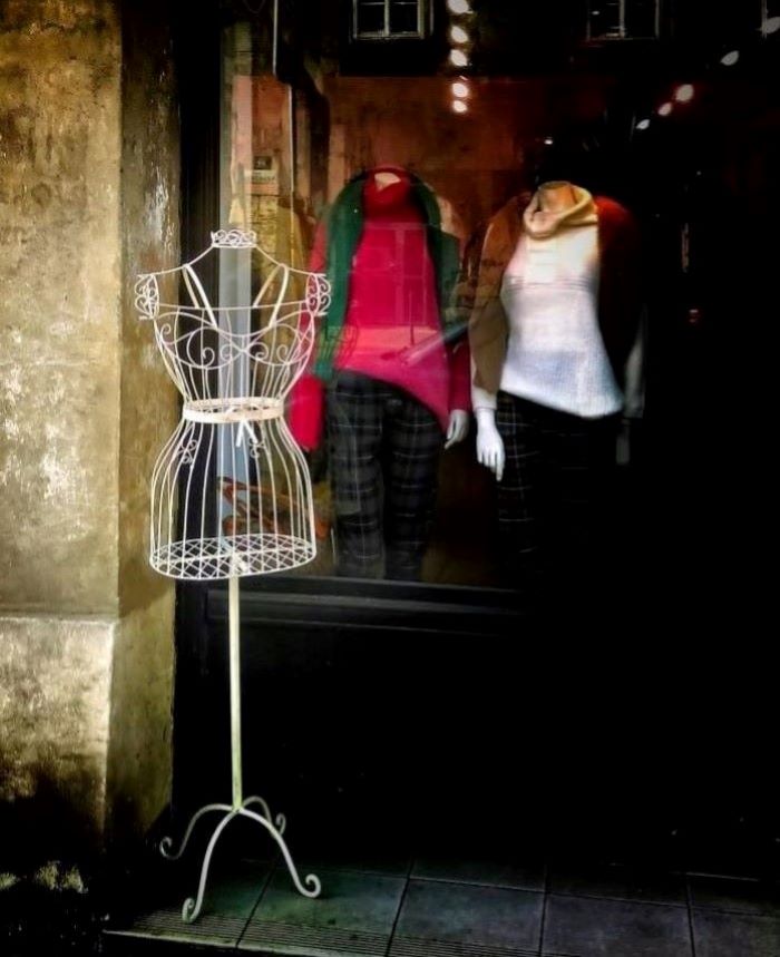 picture of a shop window